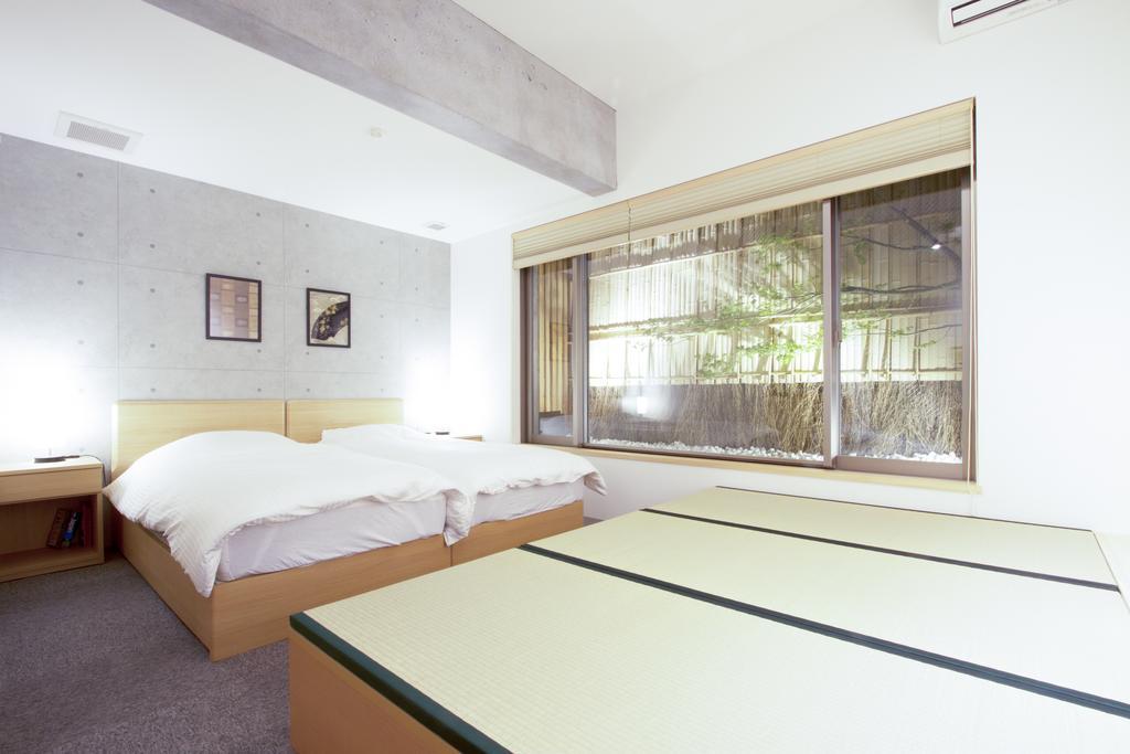 Готель Kyoto Higashiyama With Екстер'єр фото